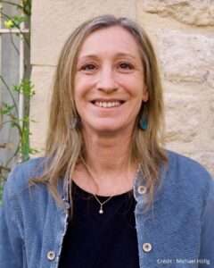 Portrait d’Anne Rouchon, conseillère municipale de Saint-Hilaire-d’Ozilhan